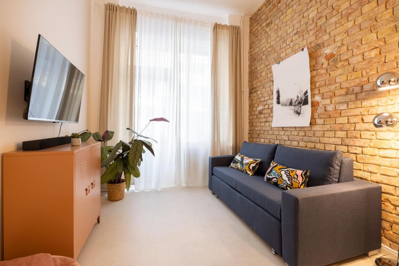 Great 2-Room Apartment Berlin Bagian luar foto