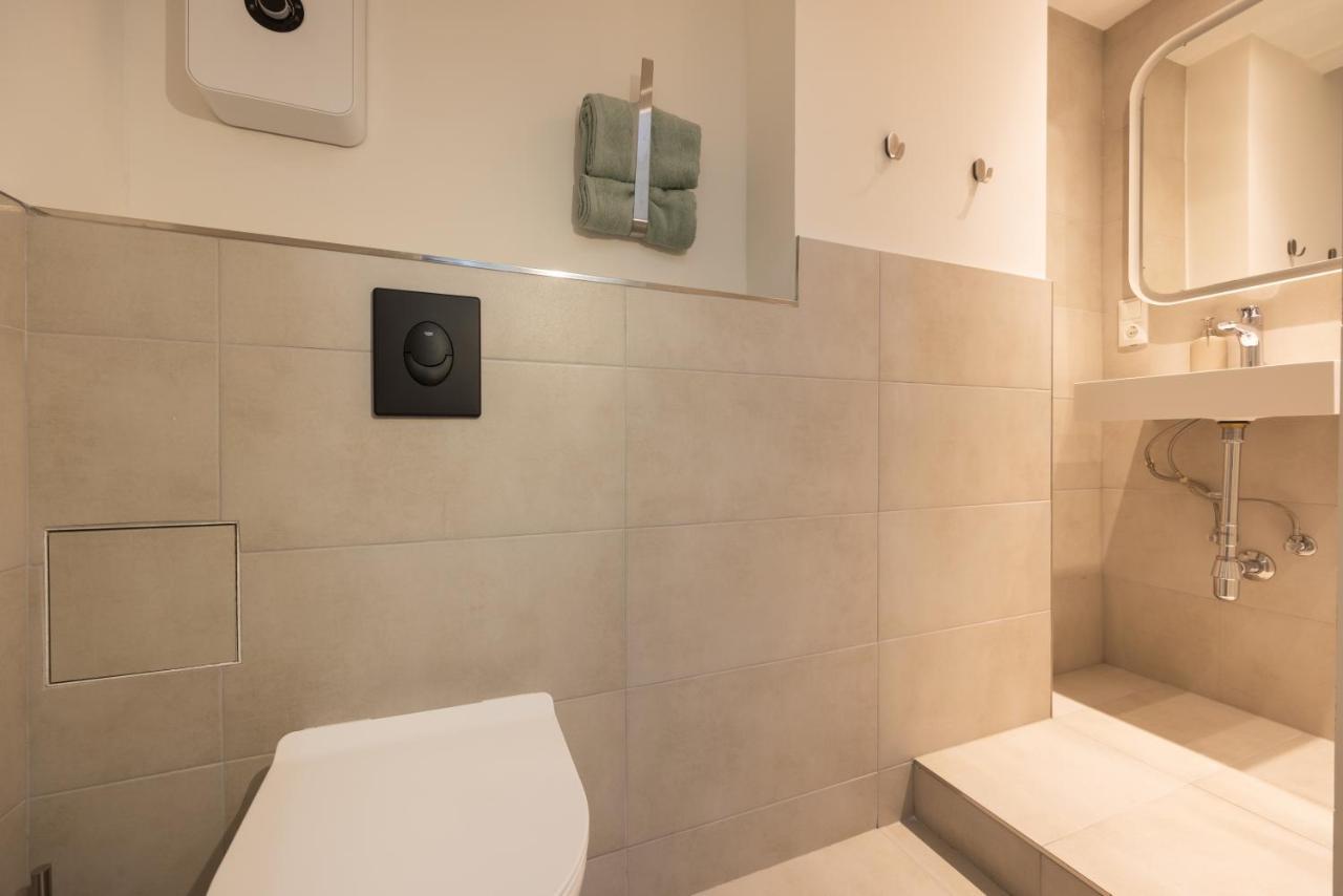 Great 2-Room Apartment Berlin Bagian luar foto